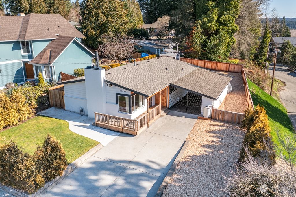 Photo of 18604 105th Avenue NE, Bothell, WA 98011 (MLS # 2039609)