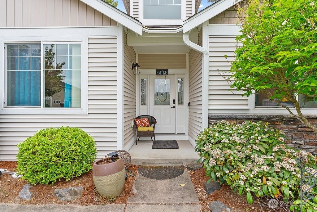 Photo of 28107 236th Place SE, Maple Valley, WA 98038 (MLS # 2368188)