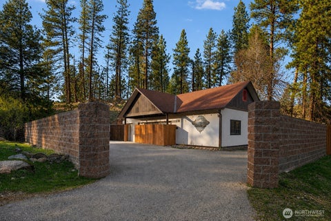 Photo of 11550 US Highway 2, Leavenworth, WA 98826 (MLS # 2555961)