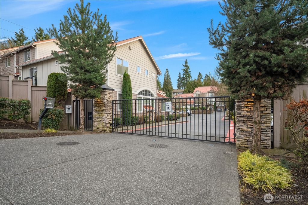 Photo of 12721 SE 41st Place #109, Bellevue, WA 98006 (MLS # 2473011)