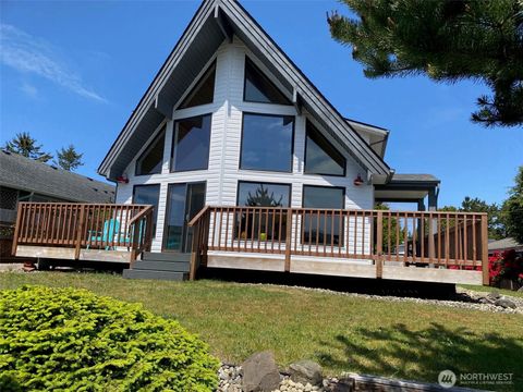 327 Cockle Street SW, Ocean Shores, WA 98569 - MLS#: 2380586