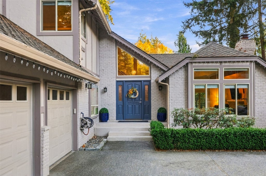 Photo of 6221 88th Avenue W, University Place, WA 98467 (MLS # 2596968)