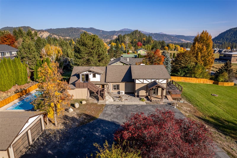 10285 Ski Hill Drive
