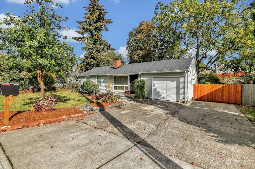 Photo of 14610 S 24th Avenue, SeaTac, WA 98168 (MLS # 2301300)