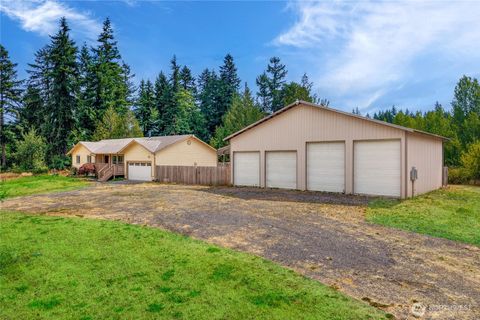 Photo of 13604 Vail Rd Rd SE, Yelm, WA 98597 (MLS # 2407042)