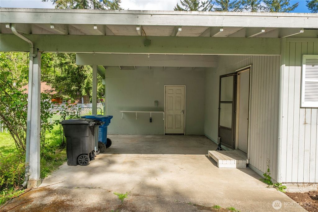 Photo of 21813 223rd Place SE, Maple Valley, WA 98038 (MLS # 2374685)