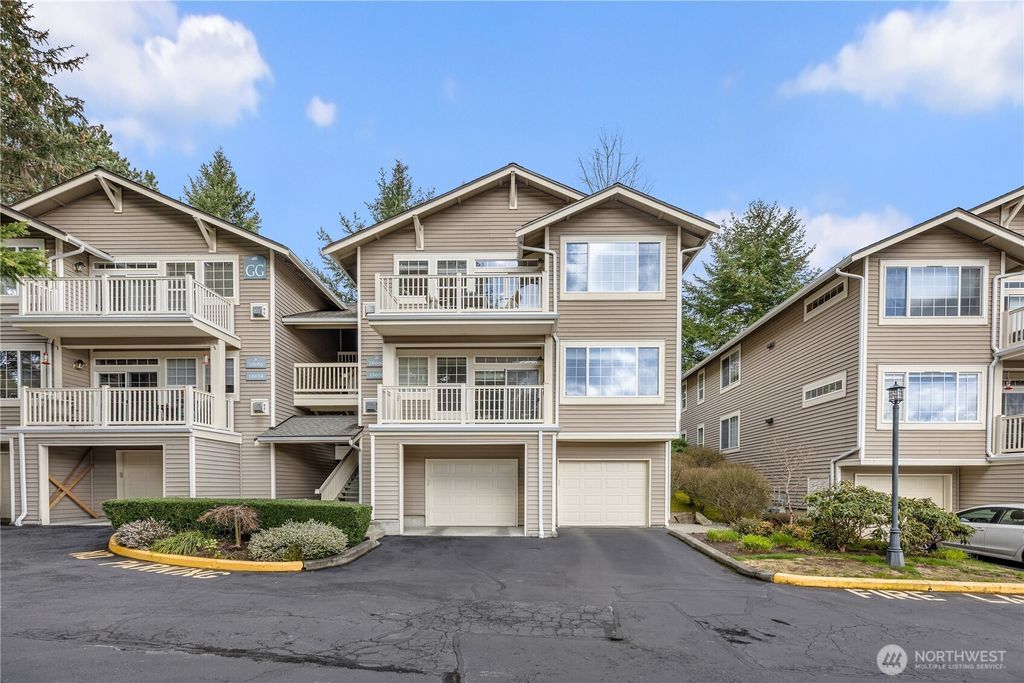 Photo of 18660 NE 56th Court, Redmond, WA 98052 (MLS # 2345402)