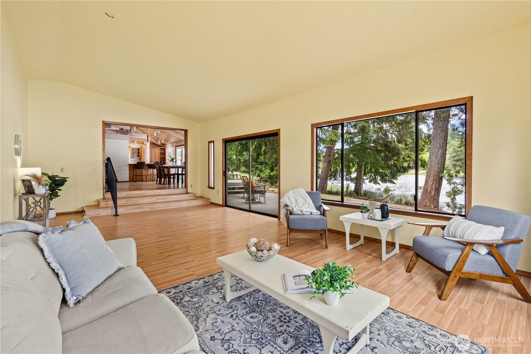 181 E Dabob Road