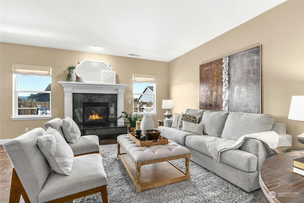 Photo of 7715 NE 201st Place, Kenmore, WA 98028 (MLS # 2263008)