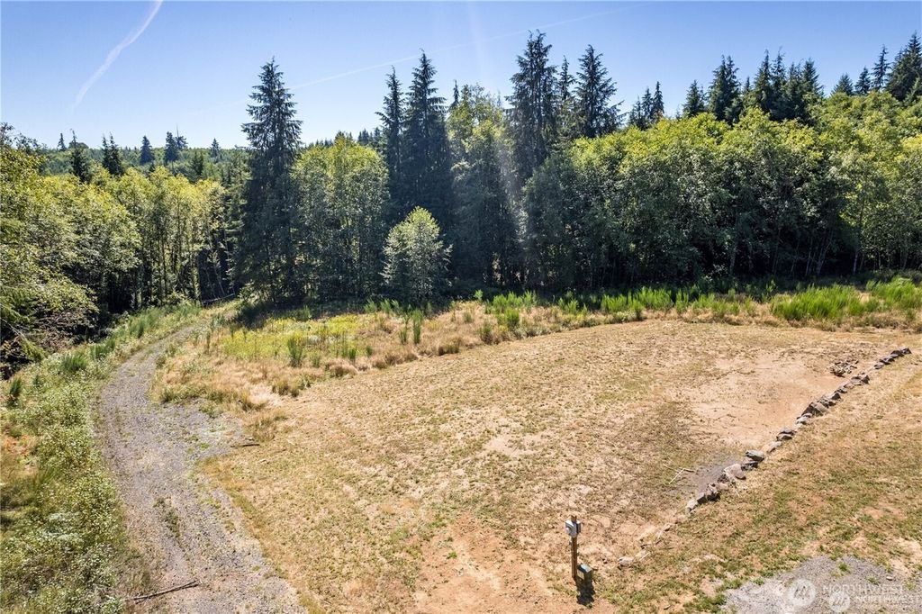 Photo of 1255 Eufaula Heights Road, Longview, WA 98632 (MLS # 2492686)
