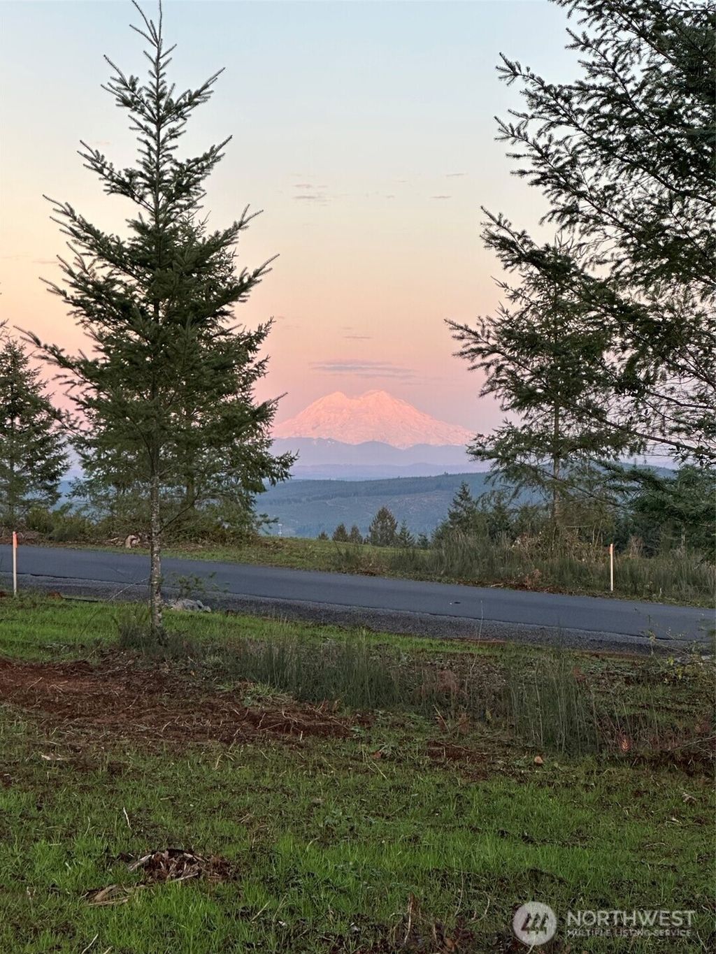 Photo of 232 Suncrest Drive, Castle Rock, WA 98611 (MLS # 2468127)