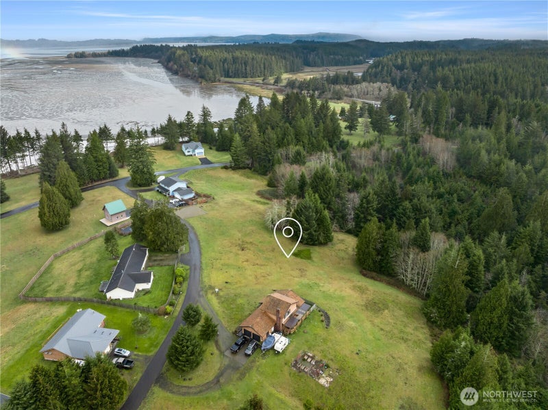 25 Wilson Point Estates