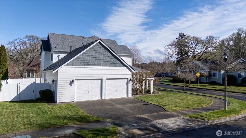 Photo of 2194 Forrest Place, Dupont, WA 98327 (MLS # 2491772)