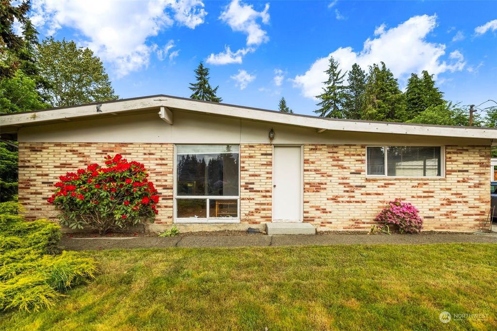 Photo of 14705 SE 37th Street, Bellevue, WA 98006 (MLS # 2244569)