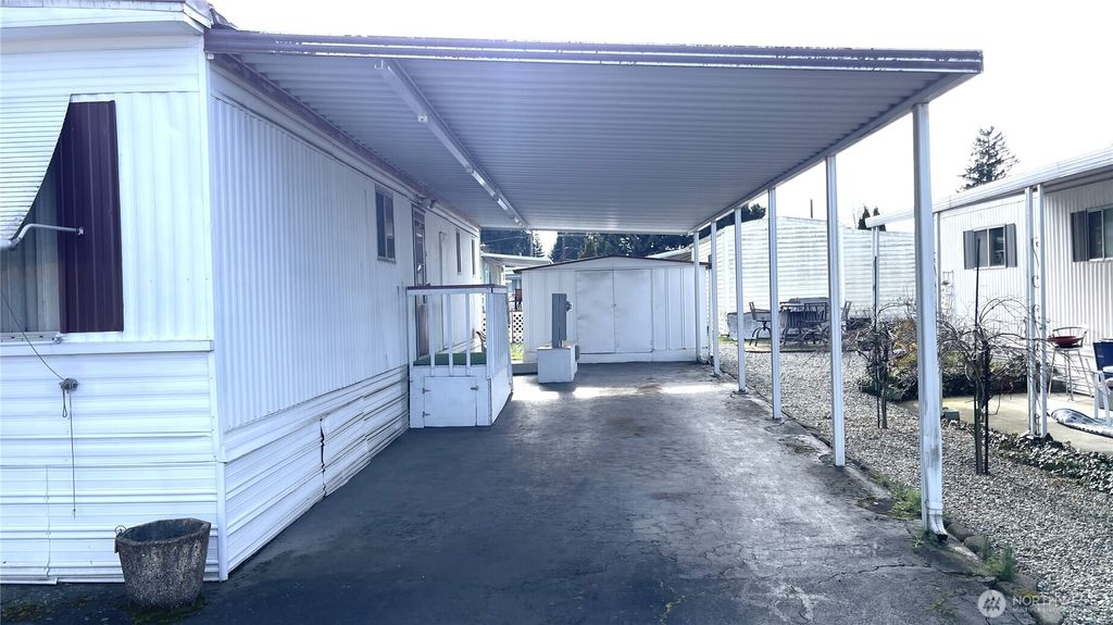 Photo of 2302 R Street SE #133, Auburn, WA 98002 (MLS # 2481157)