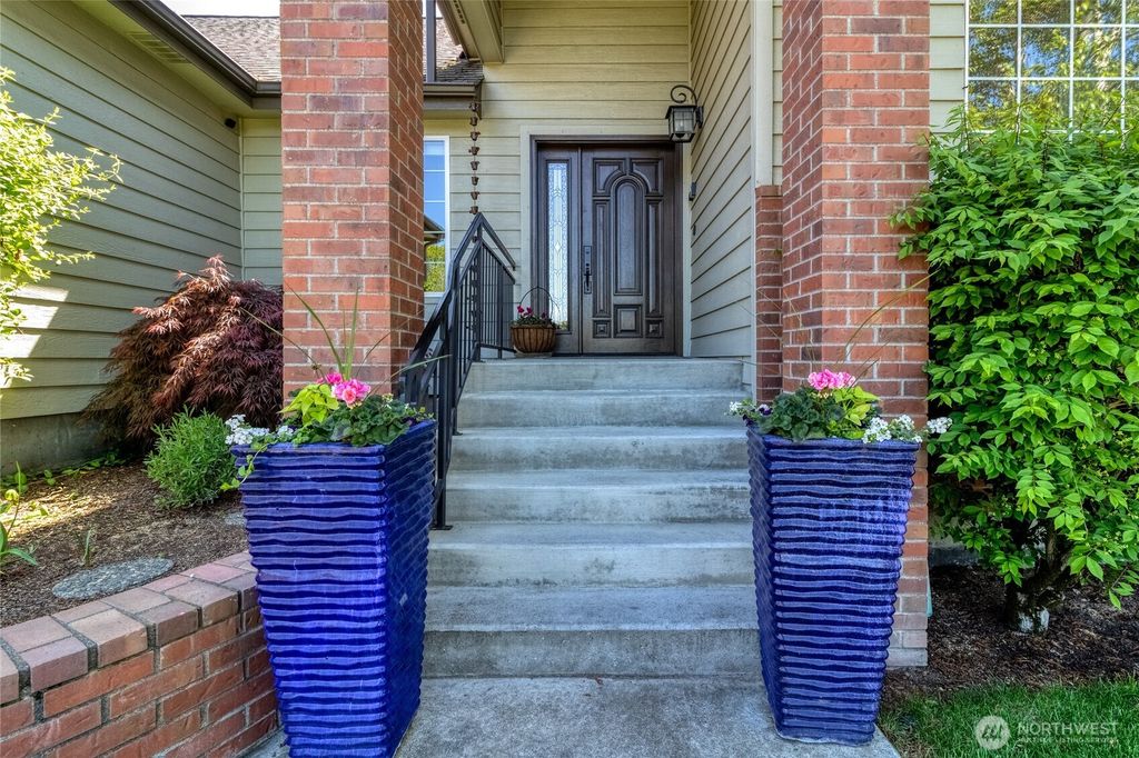 Photo of 1241 Lancer Drive, Walla Walla, WA 99362 (MLS # 2518560)
