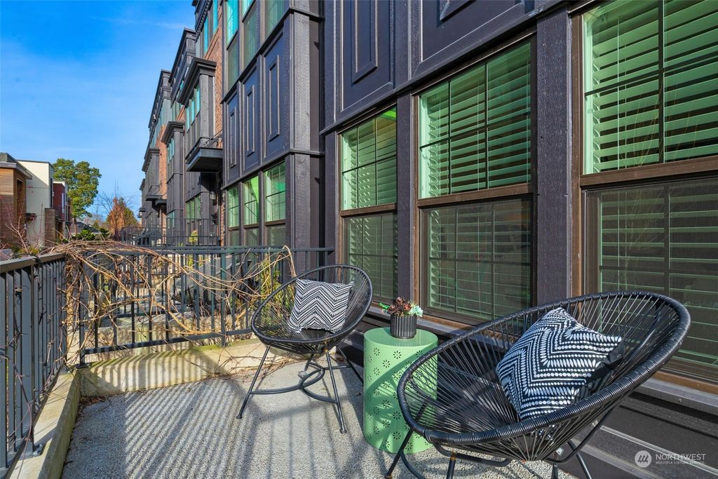 Photo of 927 W McGraw Street #38, Seattle, WA 98119 (MLS # 2319896)