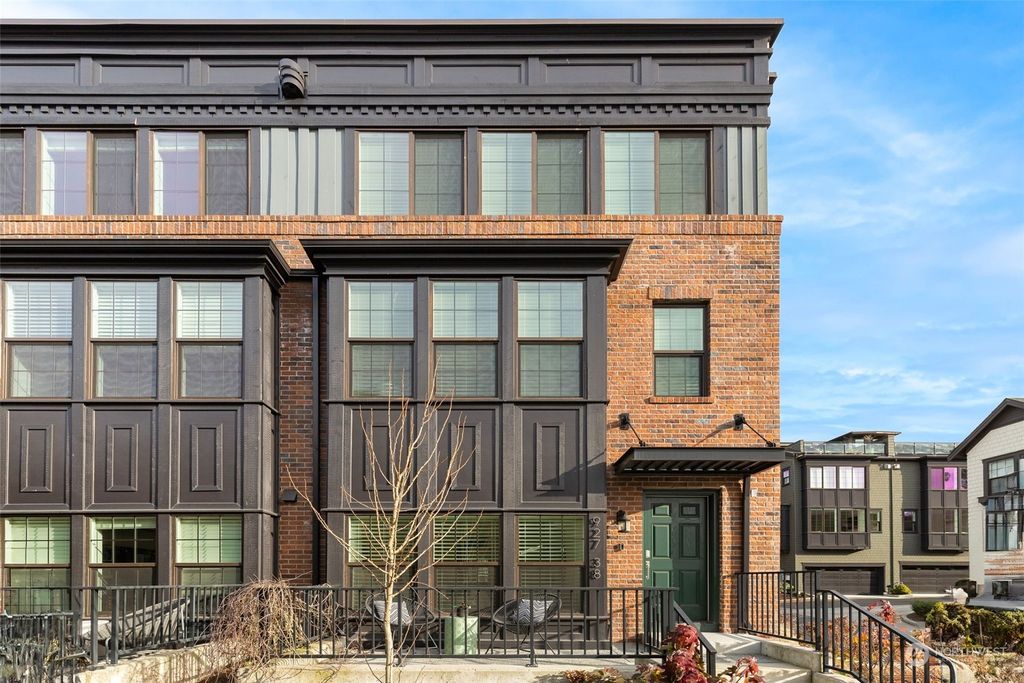 Photo of 927 W McGraw Street #38, Seattle, WA 98119 (MLS # 2319896)
