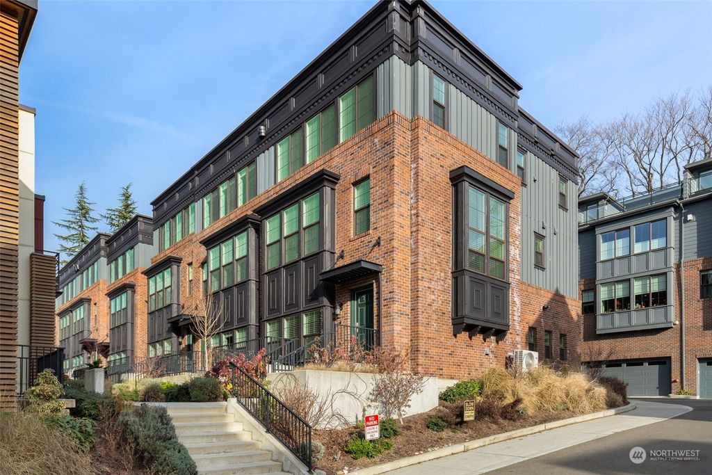 Photo of 927 W McGraw Street #38, Seattle, WA 98119 (MLS # 2319896)