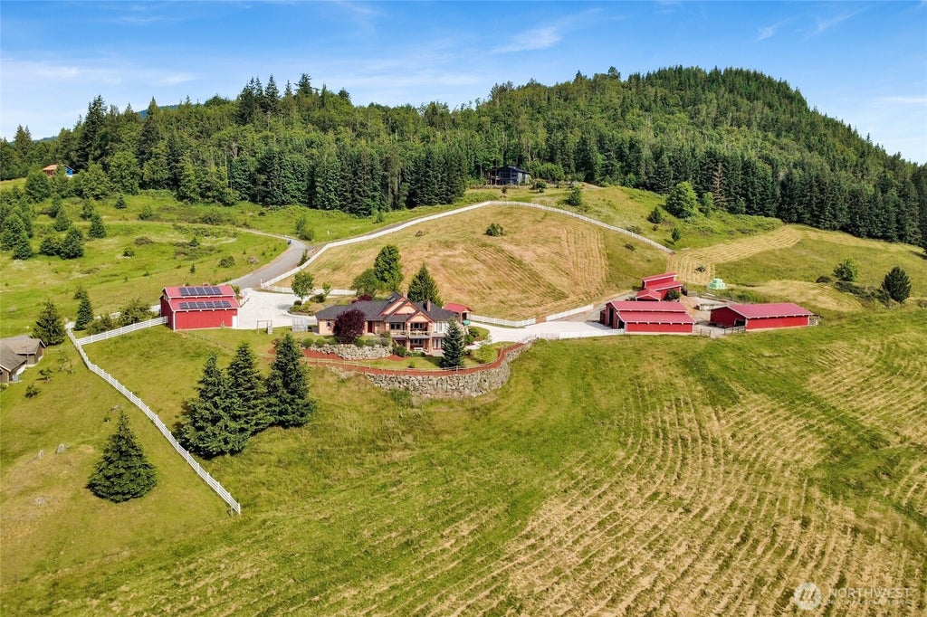 Photo of 18077 Fox Hollow Lane, Bow, WA 98232 (MLS # 2585463)