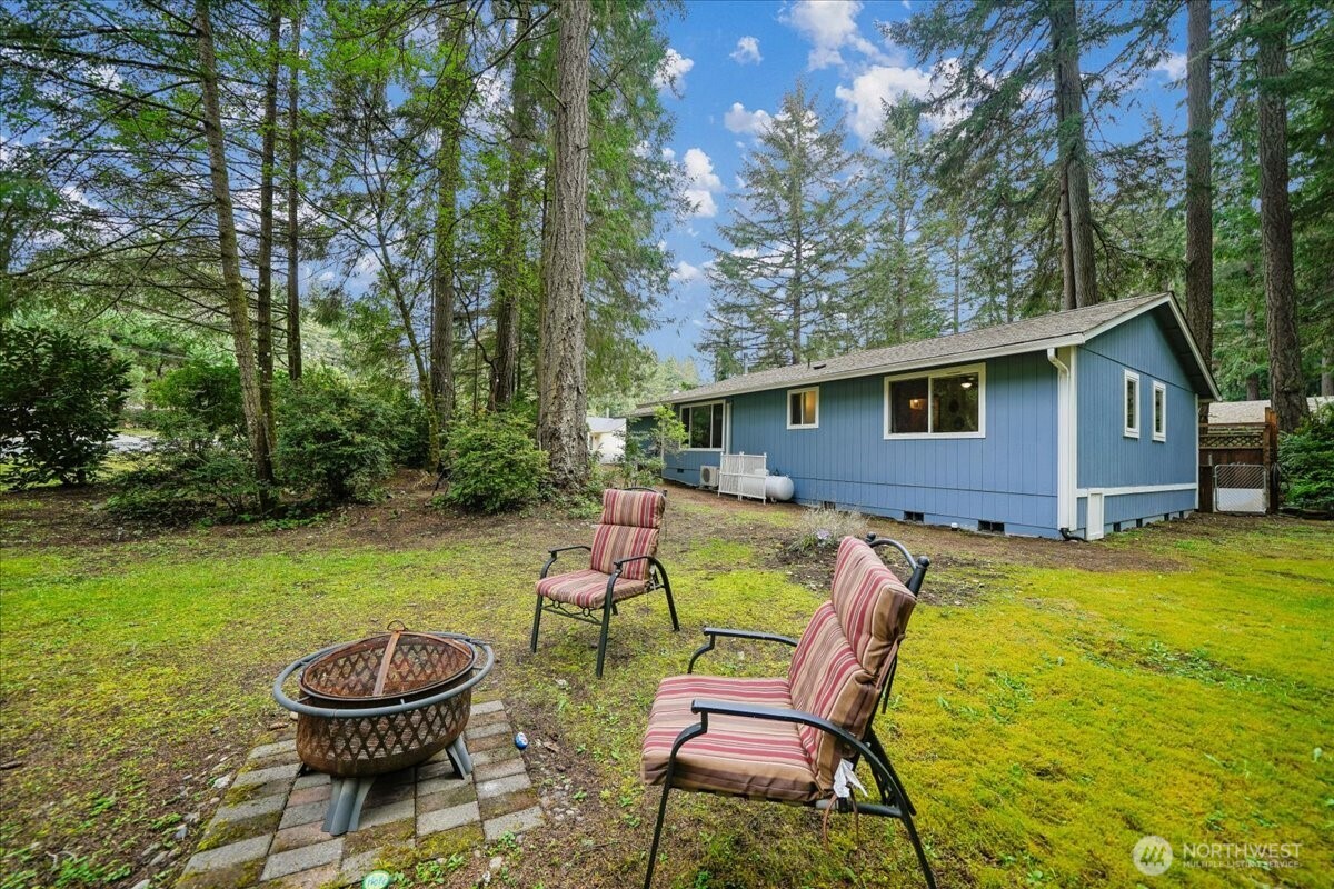 11222 Country Club Place