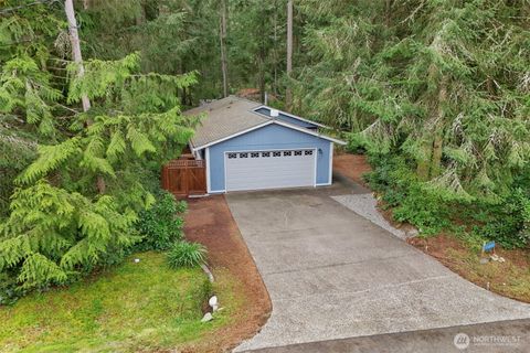 Photo of 11222 Country Club Place, Anderson Island, WA 98303 (MLS # 2513550)
