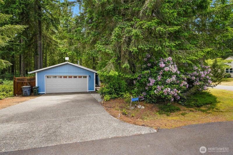 11222 Country Club Place