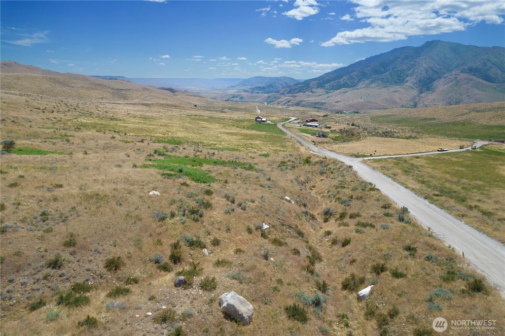 Photo of 0 NNA Bill Shaw Road, Pateros, WA 98846 (MLS # 2458040)