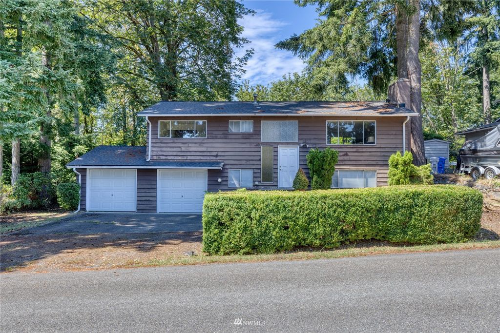 Photo of 13440 SE 141st Street, Renton, WA 98059 (MLS # 1969581)