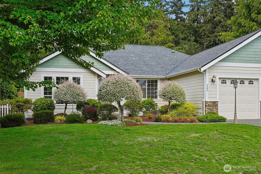 Photo of 1043 Potlatch Dr DR, Fox Island, WA 98333 (MLS # 2527533)