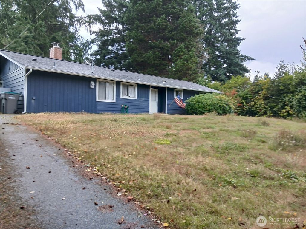 Photo of 1394 Marlin Drive SE, Port Orchard, WA 98366 (MLS # 2472950)