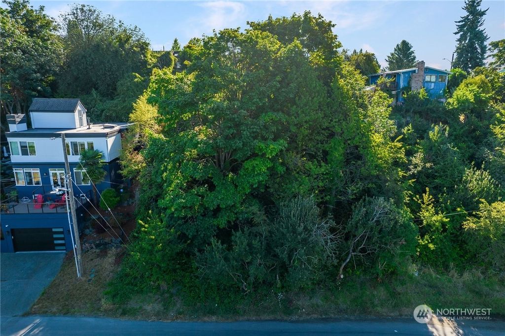 Photo of 2016 28th Avenue S, Seattle, WA 98144 (MLS # 2138188)