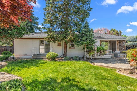 Photo of 1713 N Western Avenue, Wenatchee, WA 98801 (MLS # 2540660)