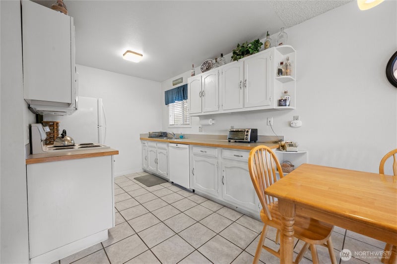 2210 26th Street NW 422