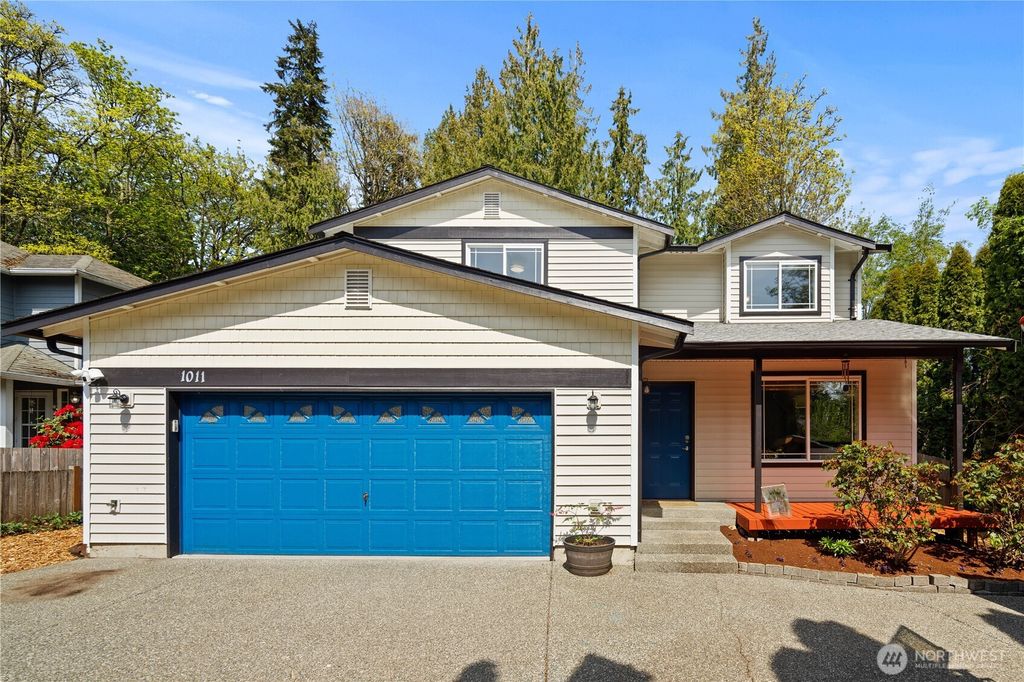 Photo of 1011 97th Drive SE, Lake Stevens, WA 98258 (MLS # 2367054)