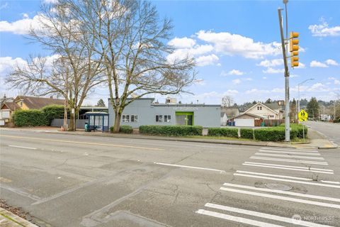 351 Park Avenue N Renton WA 98055