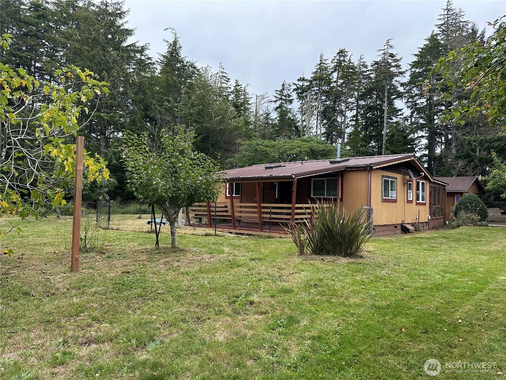 Photo of 2915 217th St St, Ocean Park, WA 98640 (MLS # 2447353)