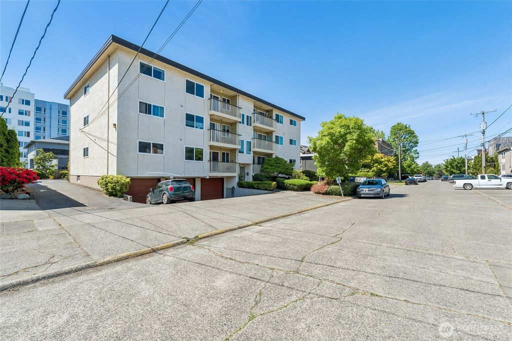 Photo of 2031 NW 59th Street #301, Seattle, WA 98107 (MLS # 2531537)