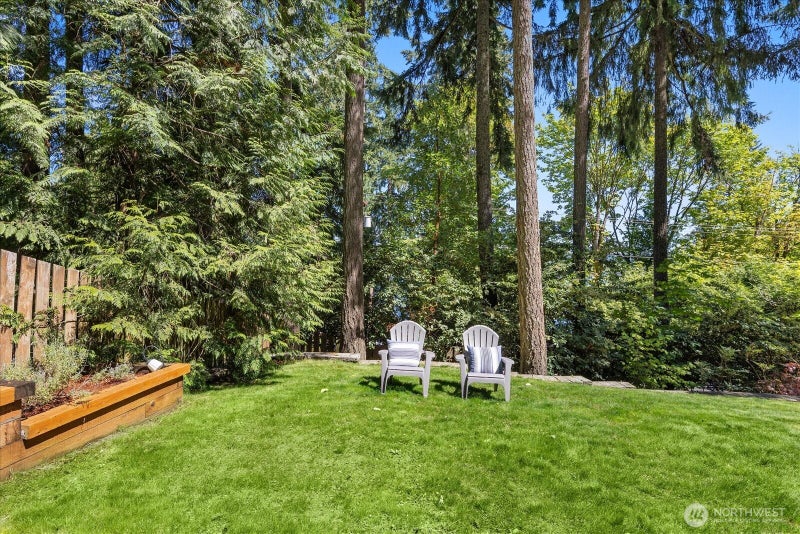 2035 West Lake Sammamish Parkway SE