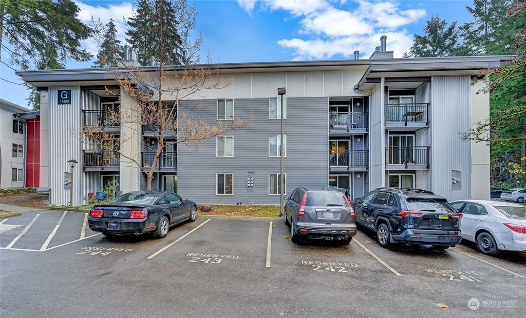 Photo of 14580 NE 31st Street #G105, Bellevue, WA 98007 (MLS # 2313210)