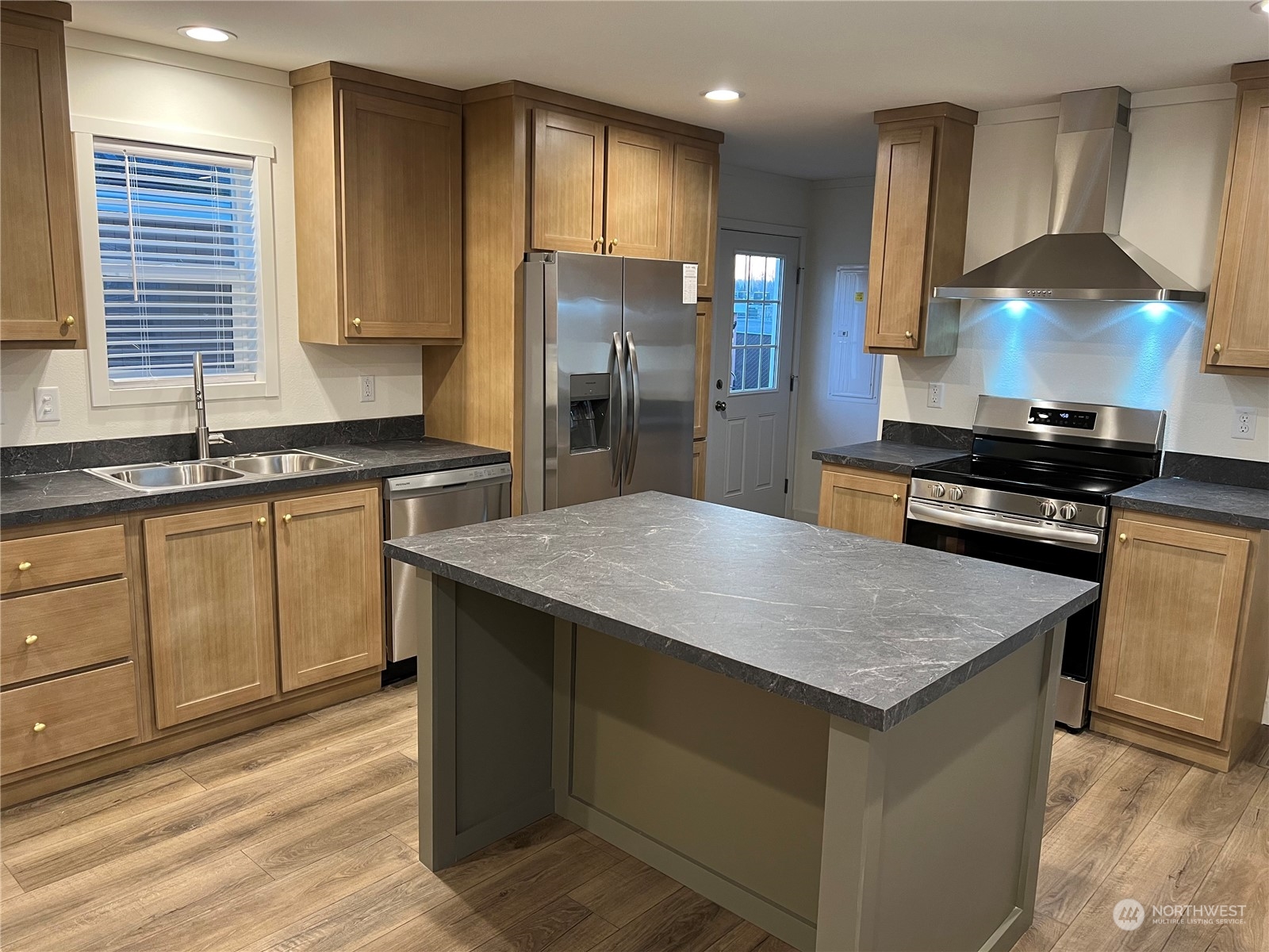 5718 112th Avenue Ct E 37