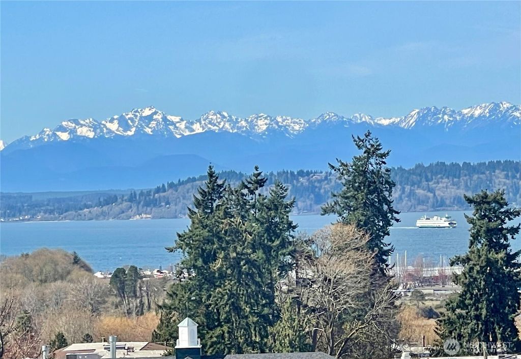 Photo of 556 Holly Drive, Edmonds, WA 98020 (MLS # 2501142)