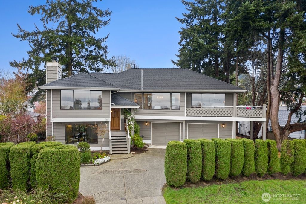 Photo of 556 Holly Drive, Edmonds, WA 98020 (MLS # 2501142)