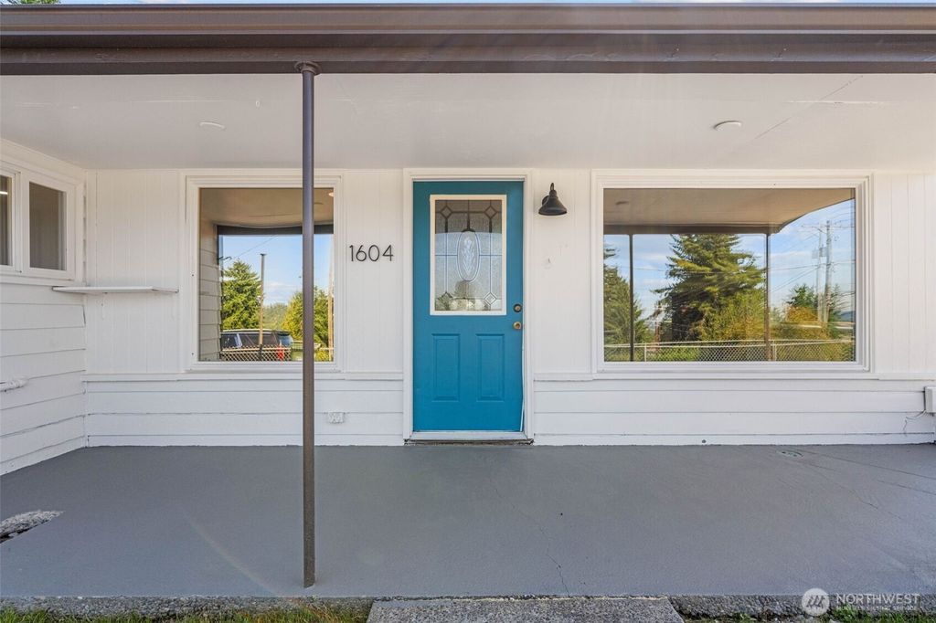 Photo of 1604 Juniper Street, Milton, WA 98354 (MLS # 2415424)