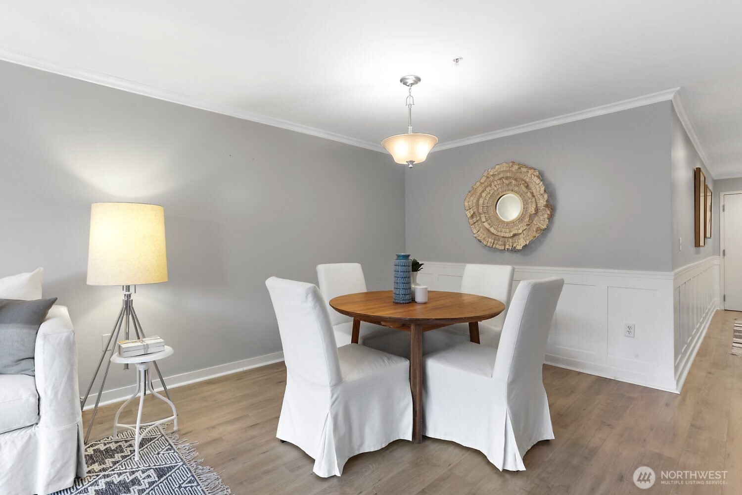 321 10th Avenue S 604