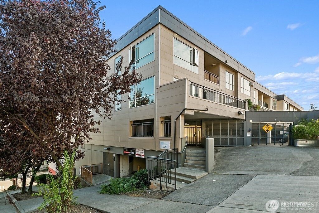 Photo of 321 10th Avenue S #604, Seattle, WA 98104 (MLS # 2460859)