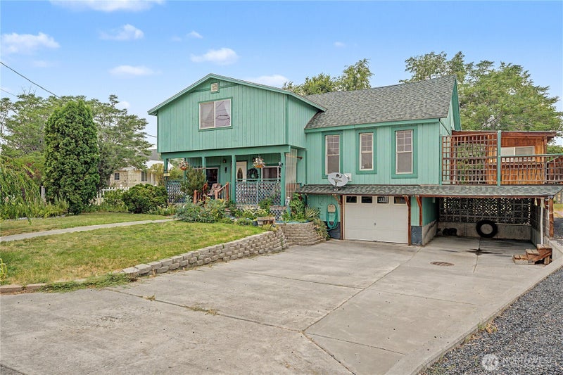 122 SE 3rd Avenue