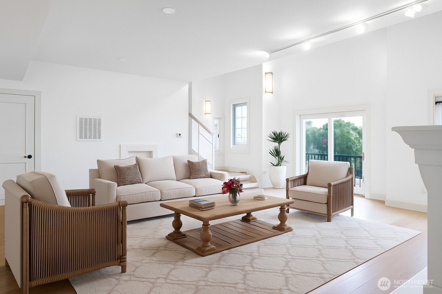 745 Bellevue Avenue E 109
