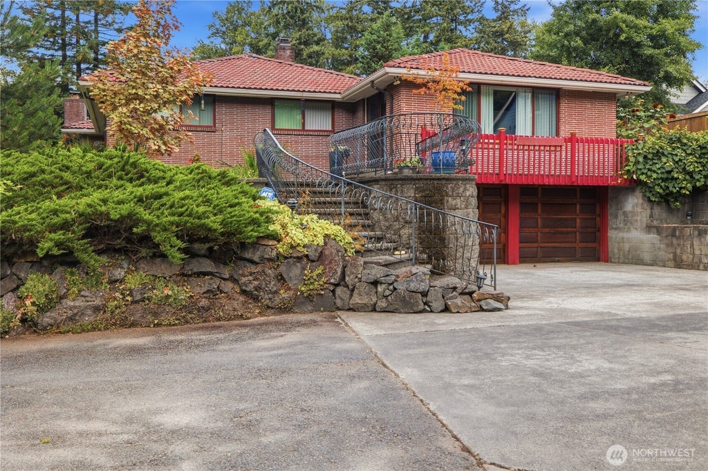 Photo of 1405 Shaw Road E, Puyallup, WA 98372 (MLS # 2564026)