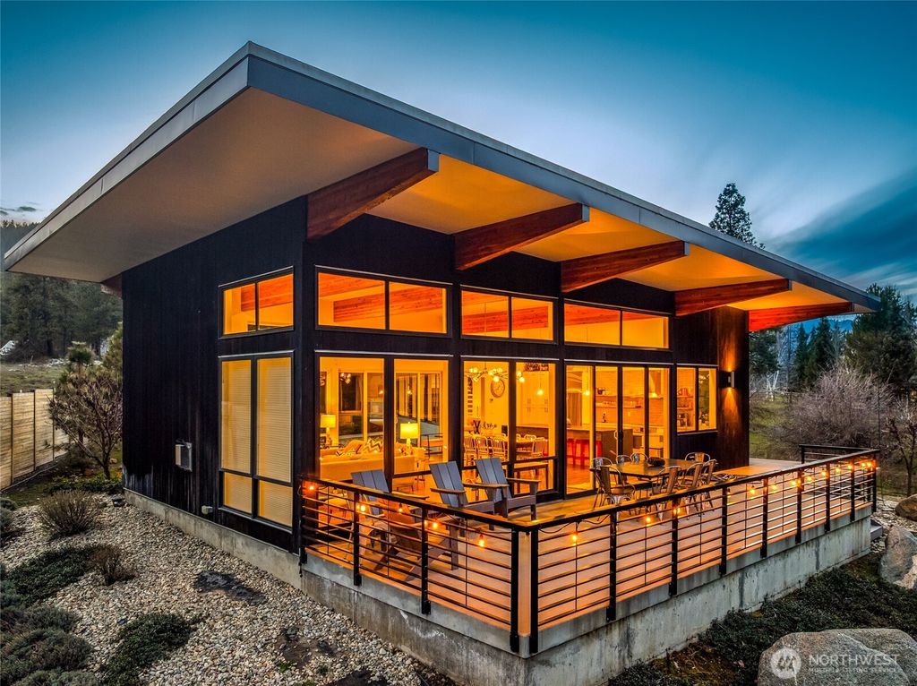 Photo of 9275 Lone Pine Orchards Road, Leavenworth, WA 98826 (MLS # 2493719)